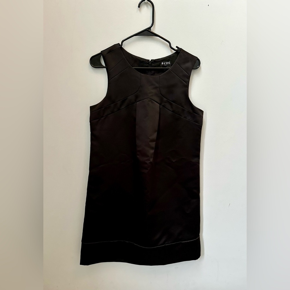 BCBG Black Sheath Mini Dress Crew Neck Sleeveless